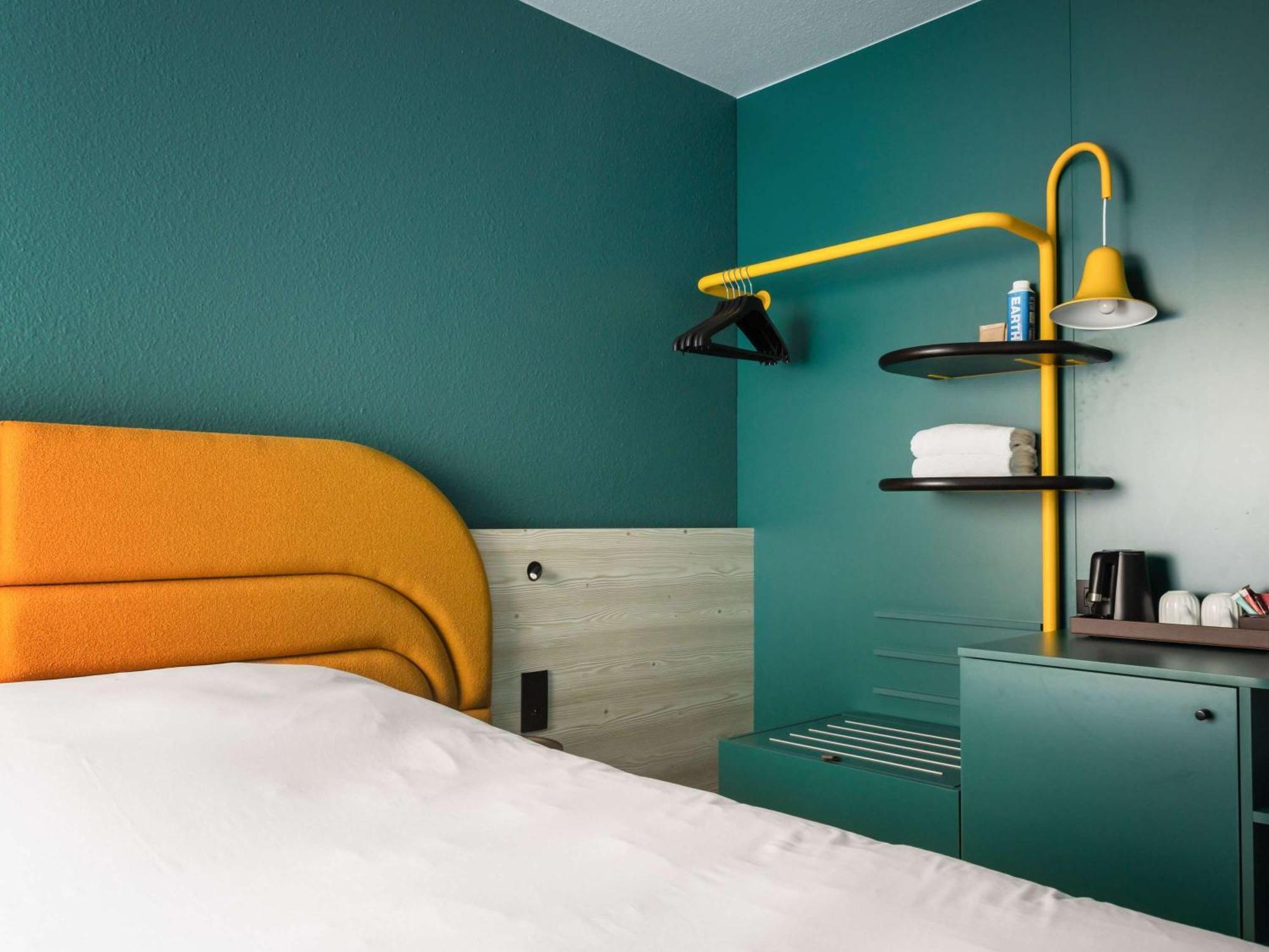 Ibis Centrum Hotel 3*